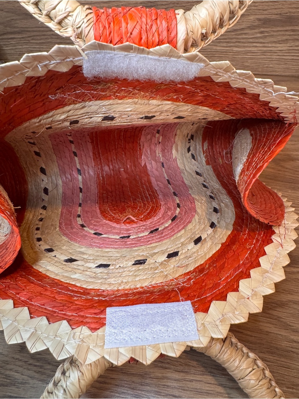 Round-Handle Straw Tote in Red, Pink & Natural - Picture 4 of 7